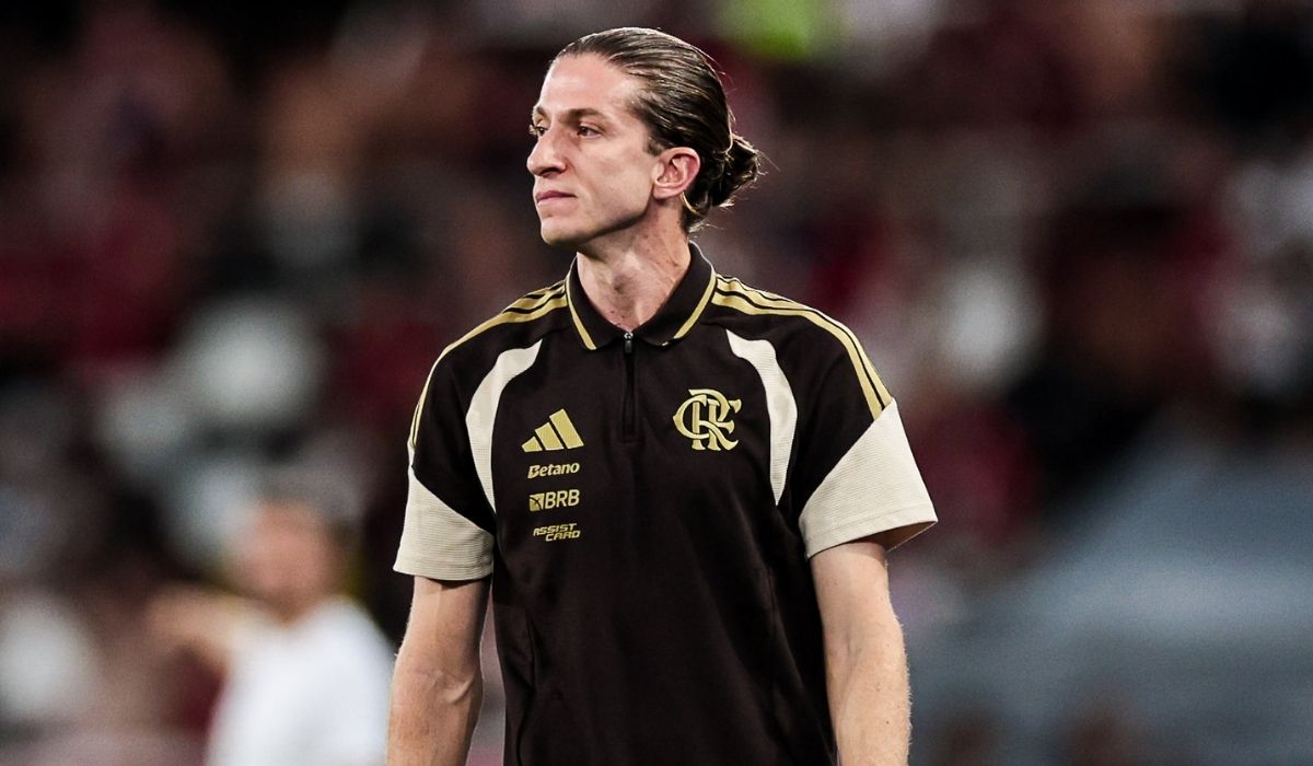 Filipe Luís abordou possível rival do Flamengo na Libertadores.