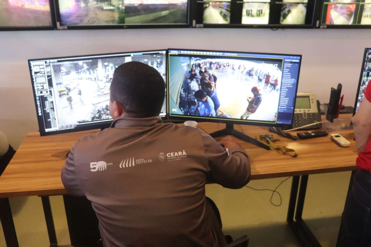 câmeras confundem pessoas com sacos de lixo