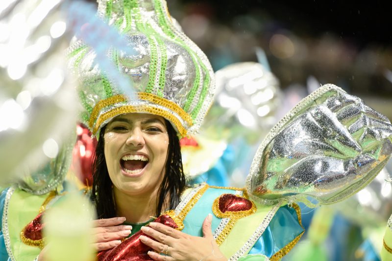 Alegria percorreu a Passarela Nego Quirido no desfile da Jardim das Palmeiras - Mafalda Press/ND Mais