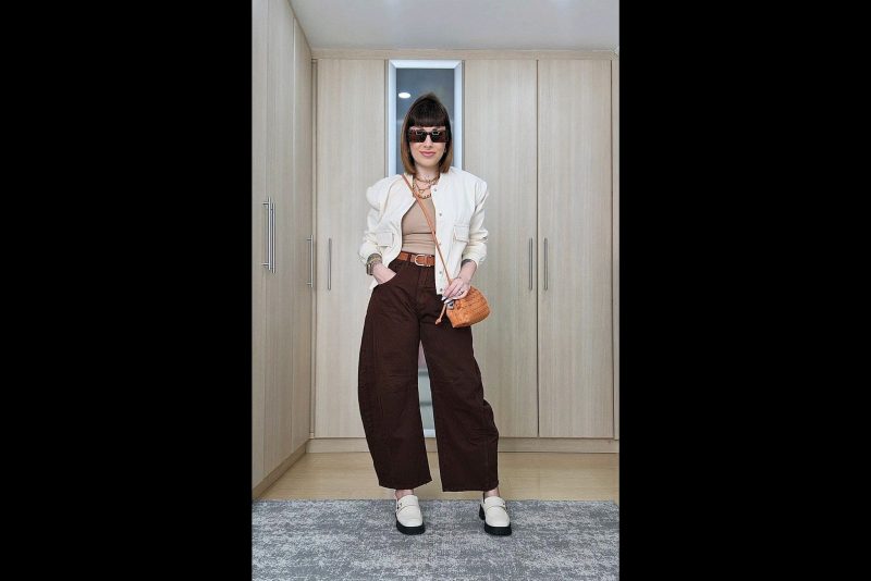 Em looks urbanos, a calça barril entrega modernidade sem exageros - Pinterest/ND Mais