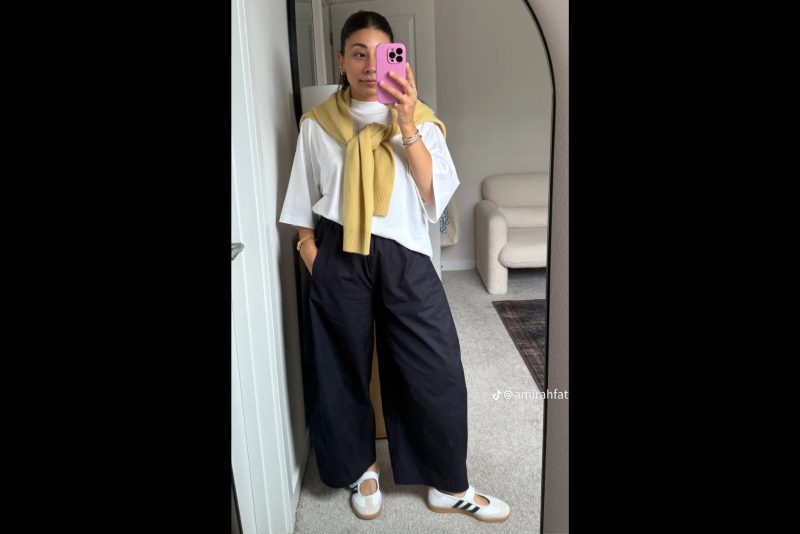A calça barril funciona tanto com tênis quanto com sapatos mais elegantes - Pinterest/ND Mais