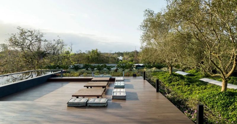 Casa foi planejada para favorecer a ventilação natural e o aproveitamento da luz solar - Espírito Santo Arquitetos Associados/Divulgação/ND Mais