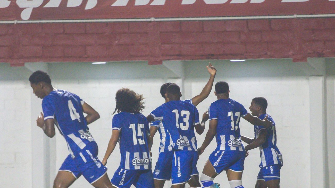 Avaí buscou reação na etapa finalFoto: Lucas Rhamon/AFC/ND Mais