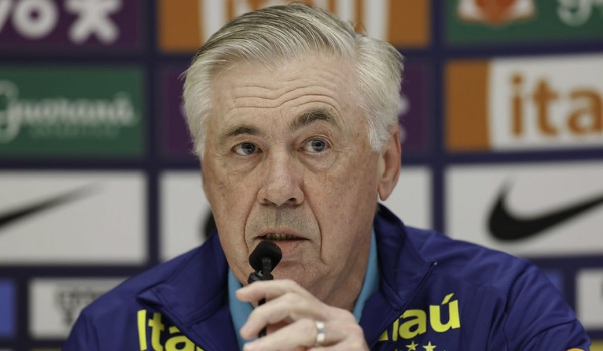 Ancelotti, em coletiva de imprensa da Seleção.