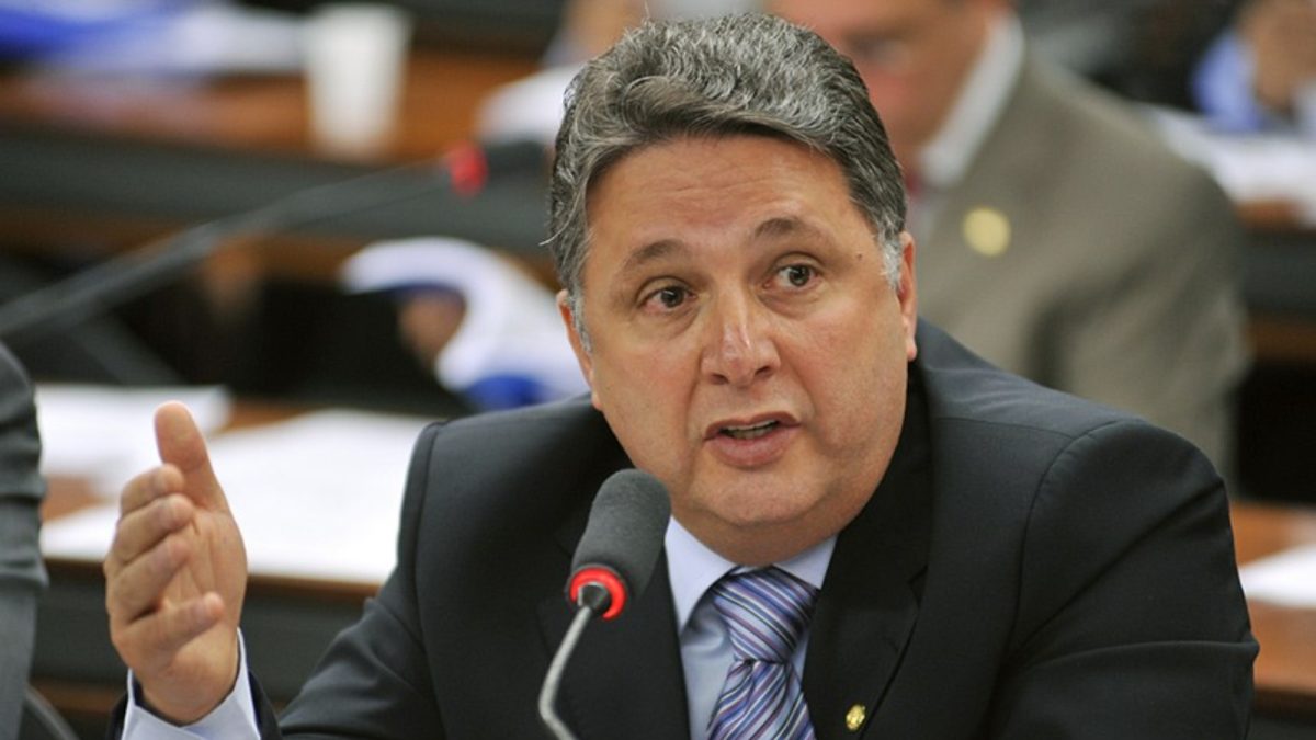 TSE determina anulação de votos para Garotinho no Rio de Janeiro