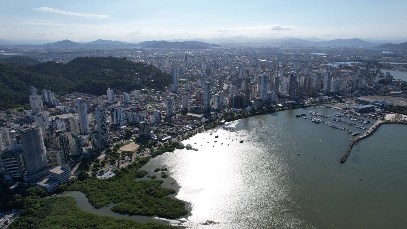 Atualmente, o metro quadrado de Itajaí (R$ 13.023) ainda custa cerca de 13% a menos do que o de Balneário CamboriúFoto: Prefeitura de Itajaí/Divulgação/ND Mais