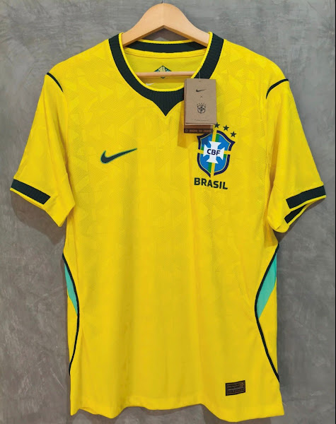 Camisa principal é inspirada na de 1970 - Footy Headlines/Reprodução/ND Mais