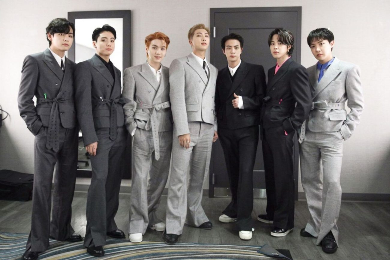 Cada integrante do BTS atua hoje como embaixador estratégico para grandes maisons europeiasFoto: Reprodução/ND Mais
