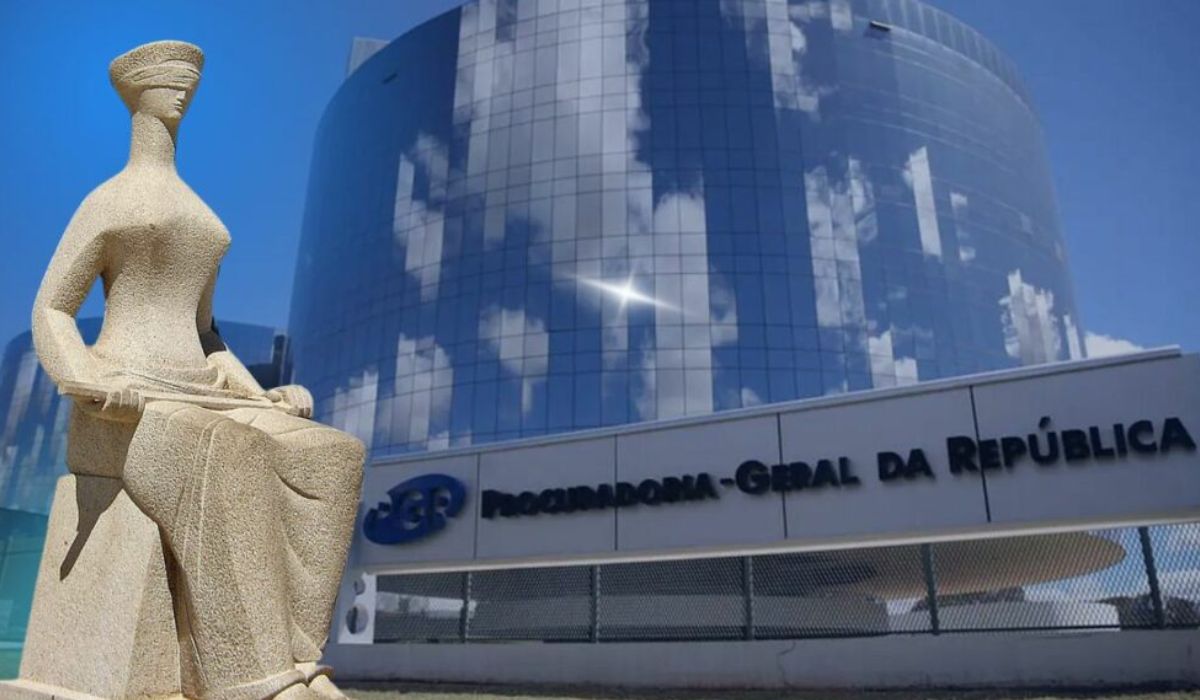 Imagem da estátua da justiça em frente à prédio da PGR