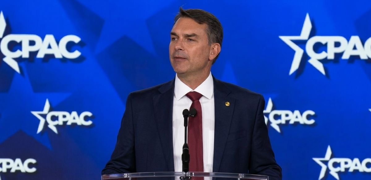 Flávio critica lei da misoginia após votação no Senado