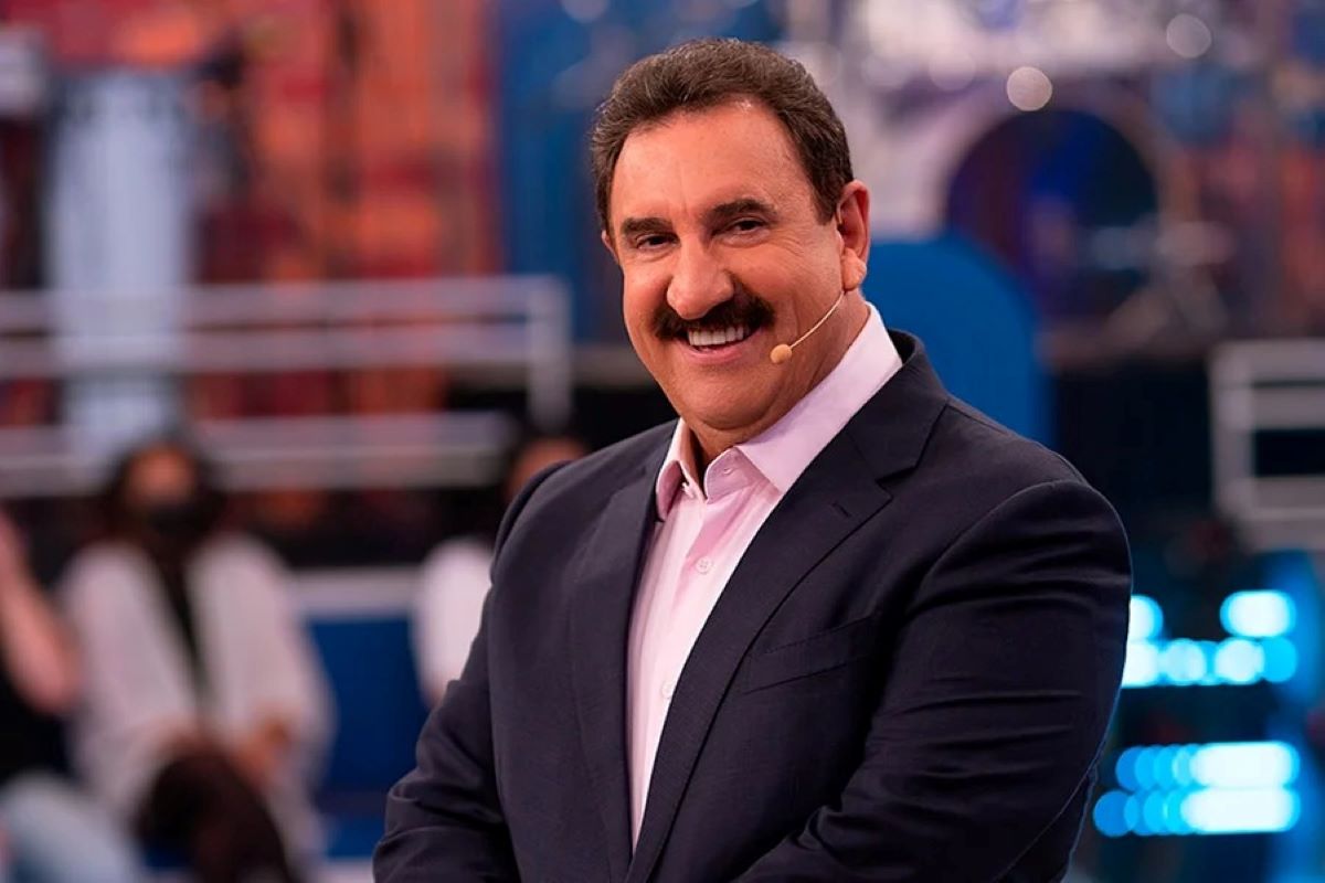 Justiça condena SBT a pagar R$ 30 mil após Ratinho chamar rapaz negro de ‘feioso do capeta’Foto: Reprodução/ND Mais