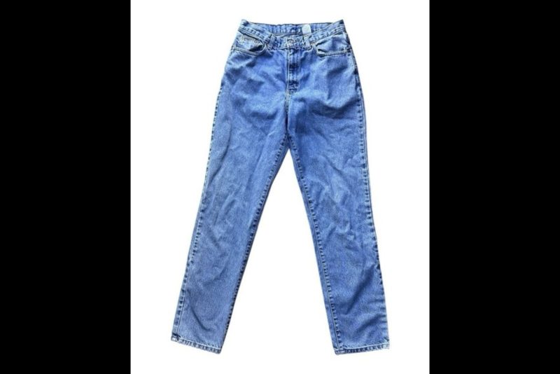 A Calvin Klein redefiniu o jeans nos anos 90 através de linhas limpas e uma sofisticação que ainda dita tendências no inverno de 2026 - Reprodução/ND Mais