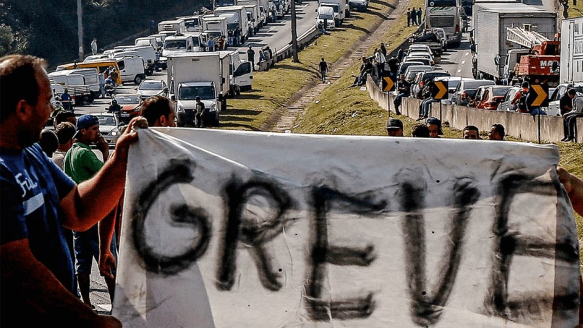 Caminhoneiros podem parar sem MP do Frete, alerta Zé Trovão