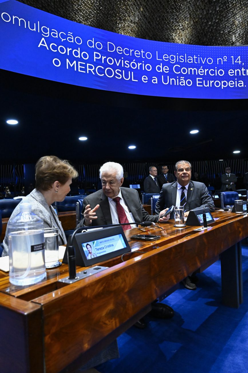 Plenário do Senado Federal durante sessão ordinária com a senadora Tereza Cristina (PP-MS), deputado Arlindo Chinaglia (PT-SP) e senador Nelsinho Trad (PSD-MS)
