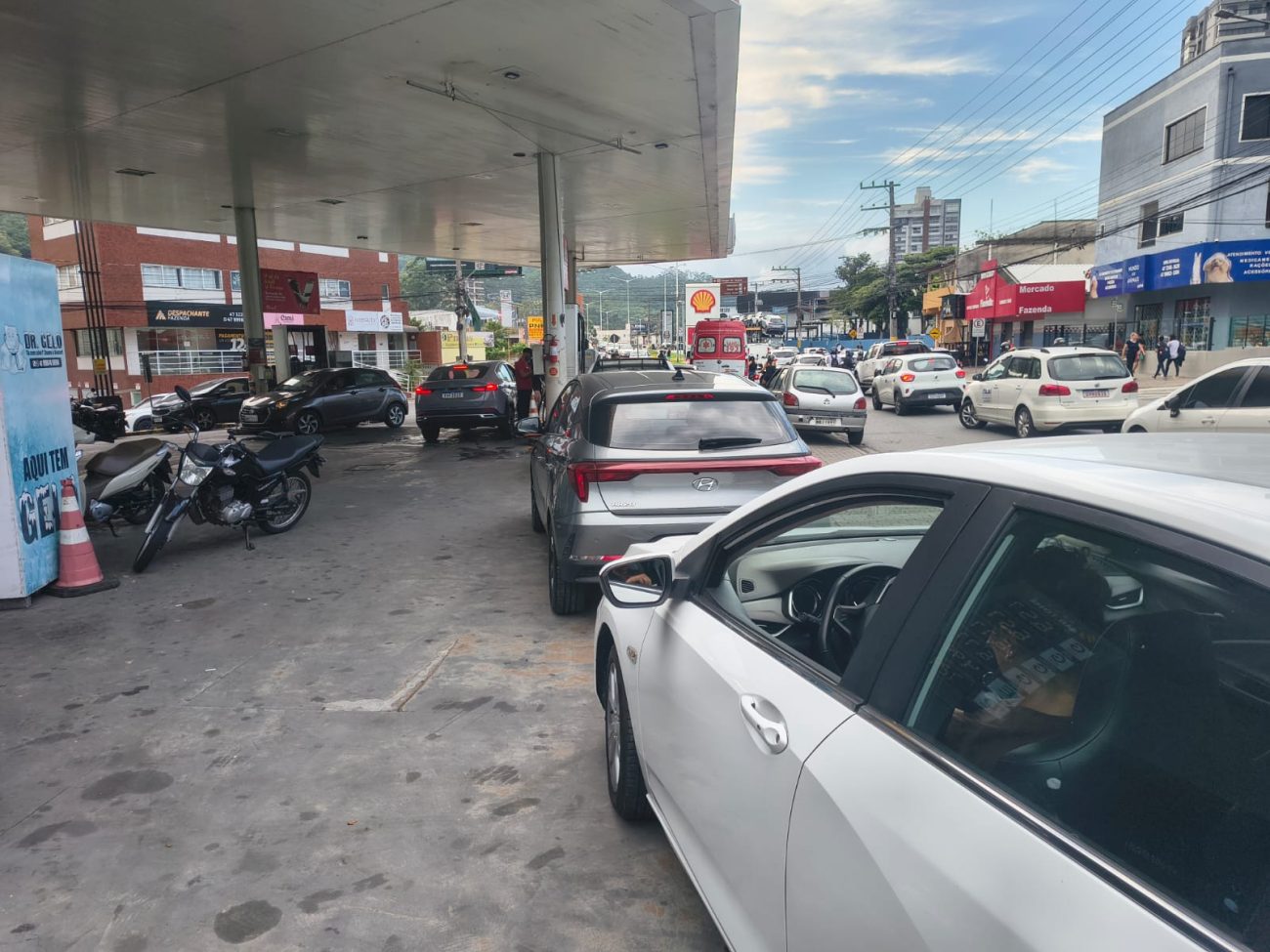 Postos t&ecirc;m desabastecimento de gasolina e etanol &eacute; ofertado como op&ccedil;&atilde;o em SC