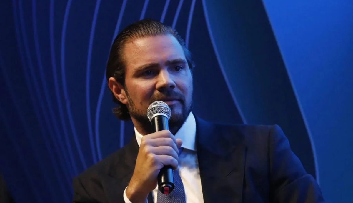 Investigado por fraudes que chegariam a R$ 12 bilhões, Daniel Vorcaro foi preso ao tentar embarcar em seu jatinho em 17 de novembro de 2025Foto: Reprodução/ND Mais