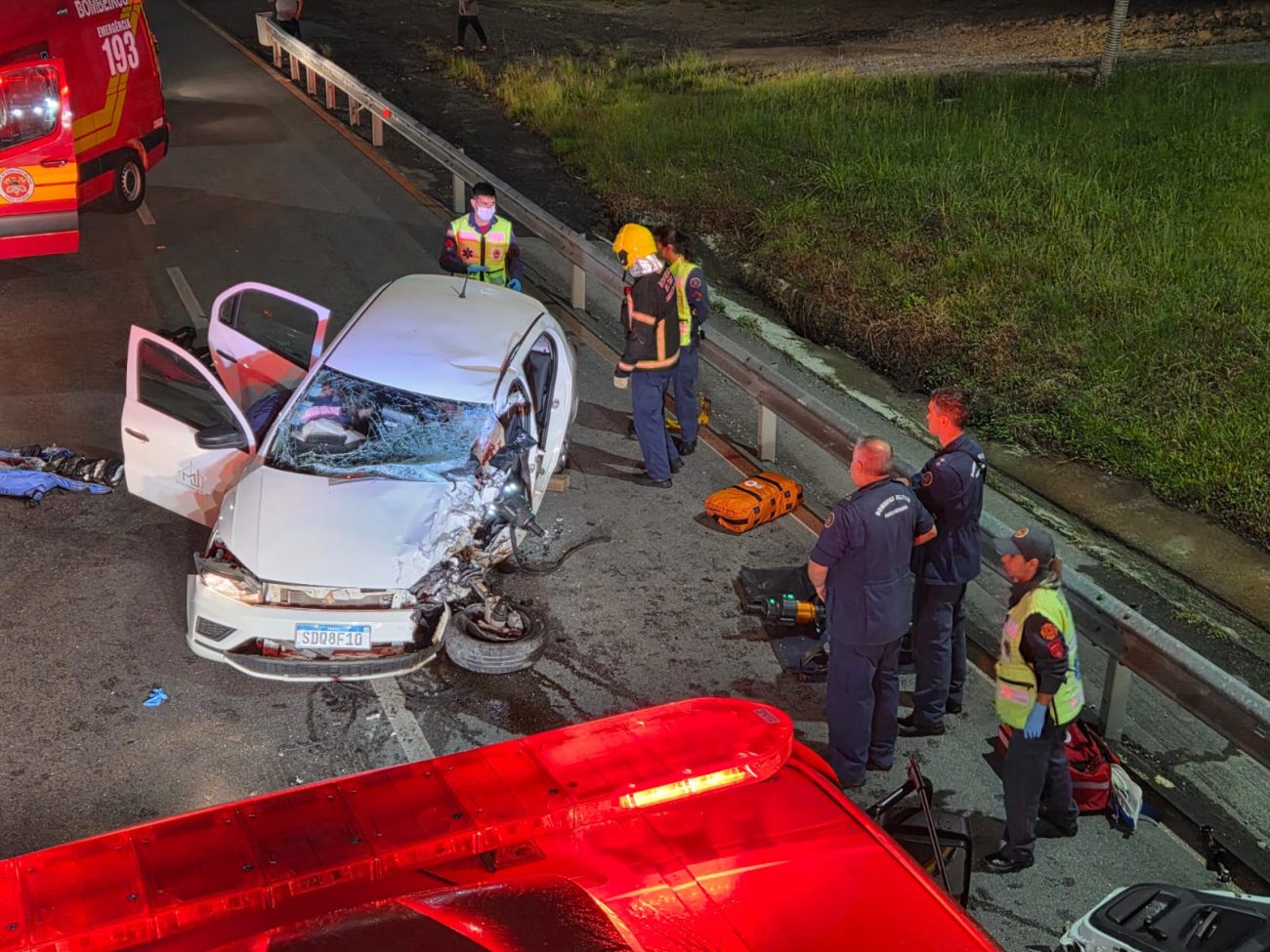 Acidente bloqueia trânsito na BR-282, na Grande Florianópolis
