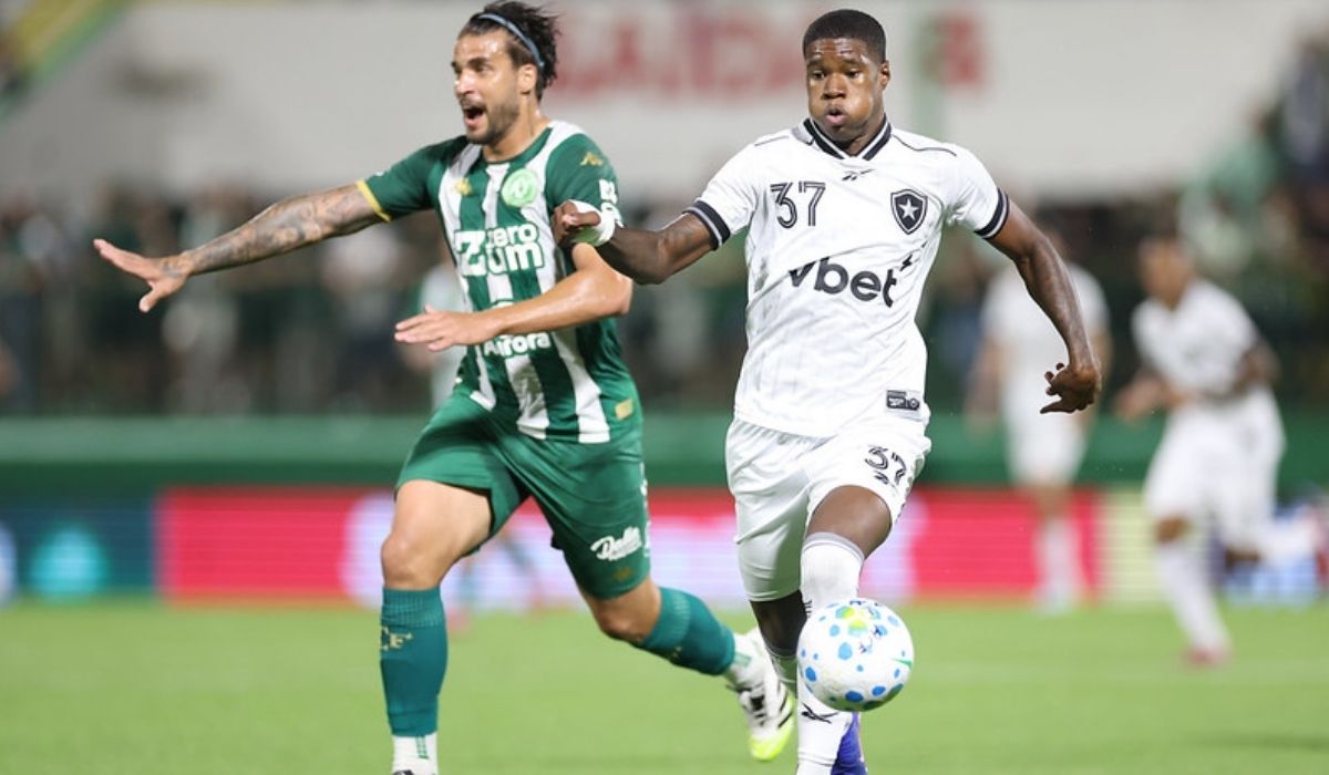 Botafogo x Chapecoense se reencontram pela Copa do Brasil.