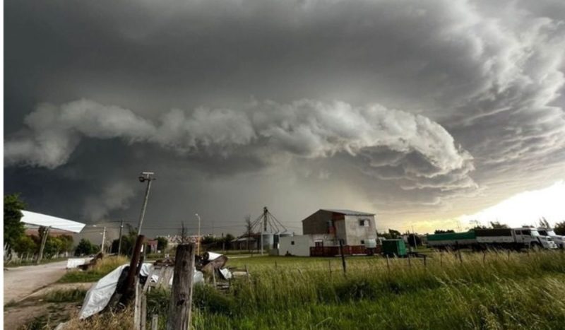 Ciclone e frente fria devem atingir o Rio Grande do Sul e parte de Santa Catarina esta semana - Sputnik Brasil/@sputnik_brasil/X
