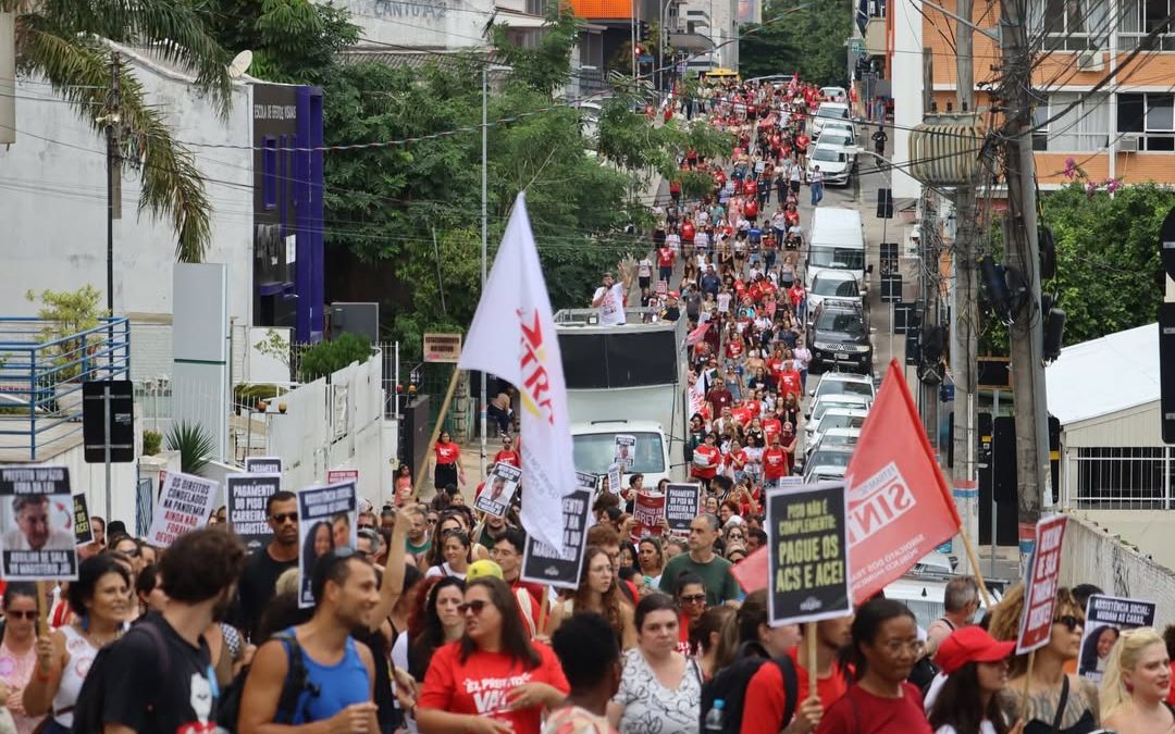 Após 23 dias, greve dos servidores de Florianópolis chega ao fim