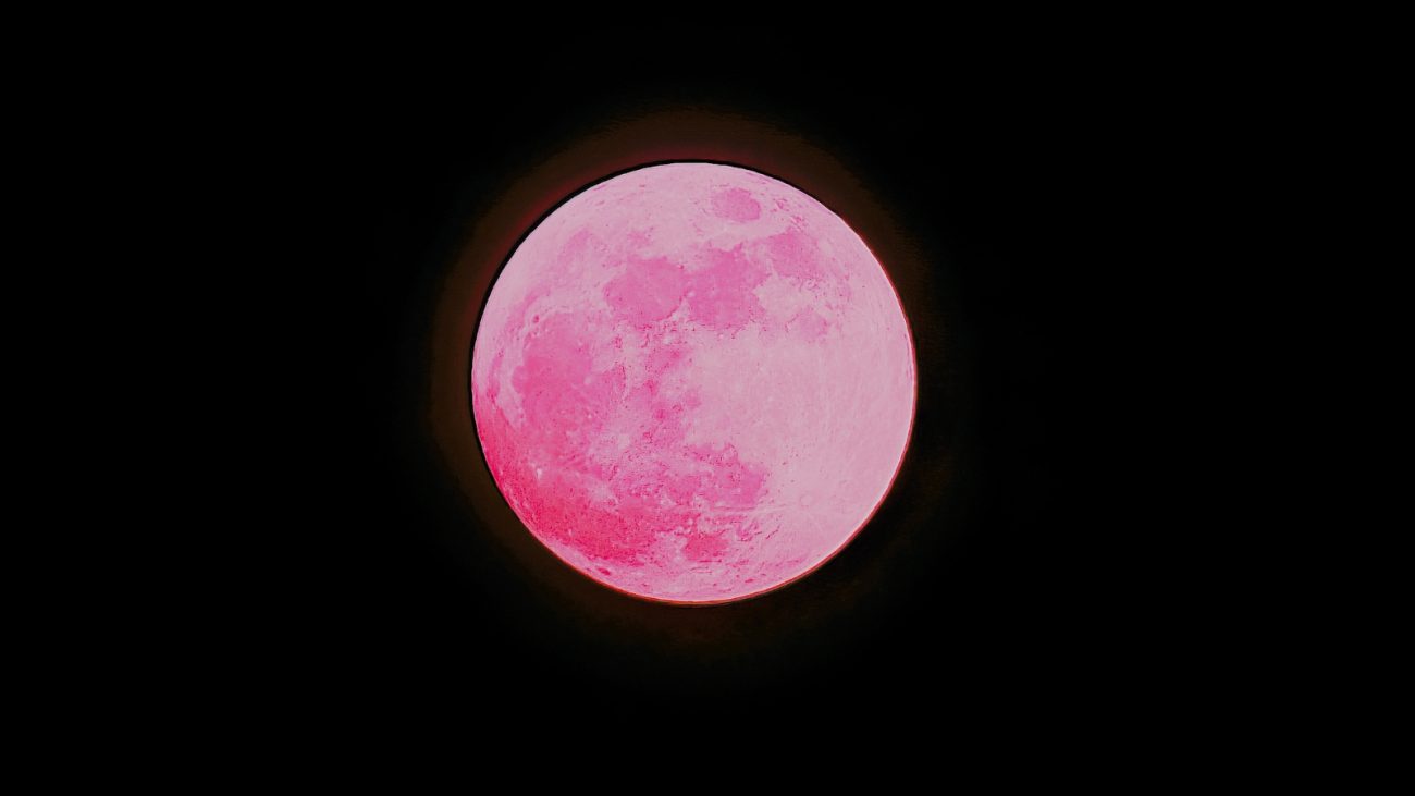 Lua Rosa: data, como ver e a origem da Lua Cheia especial de abril