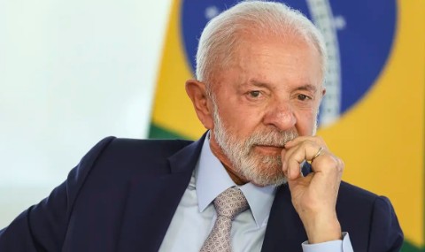 ‘É caso de polícia’, dispara Lula sobre áudios vazados de Flávio Bolsonaro e Vorcaro