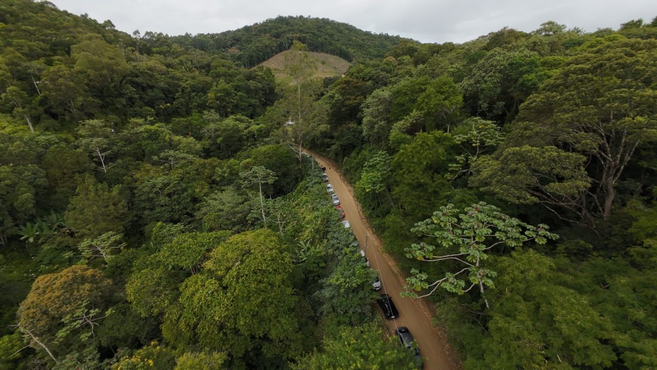 Circulação de veículos na estrada de barro será controlada pela prefeitura Foto: Prefeitura de Camboriú/Divulgação/ND Mais