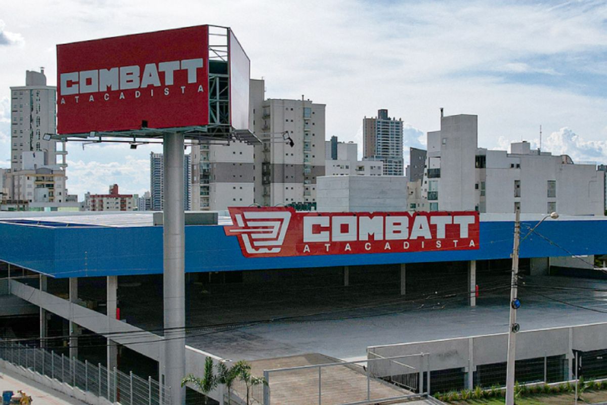 As lojas passarão por uma integração operacional e por conversão de bandeira.Foto: Divulgação/Combatt Atacadista/ND Mais