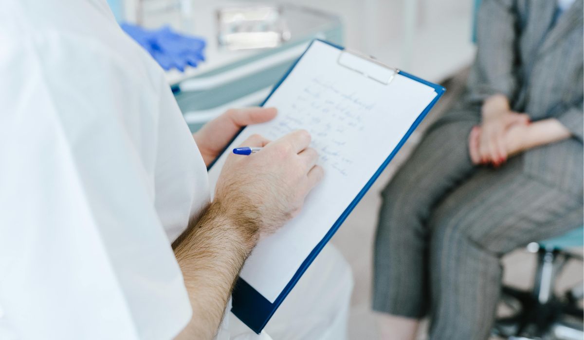 piso salarial para médicos e dentistas