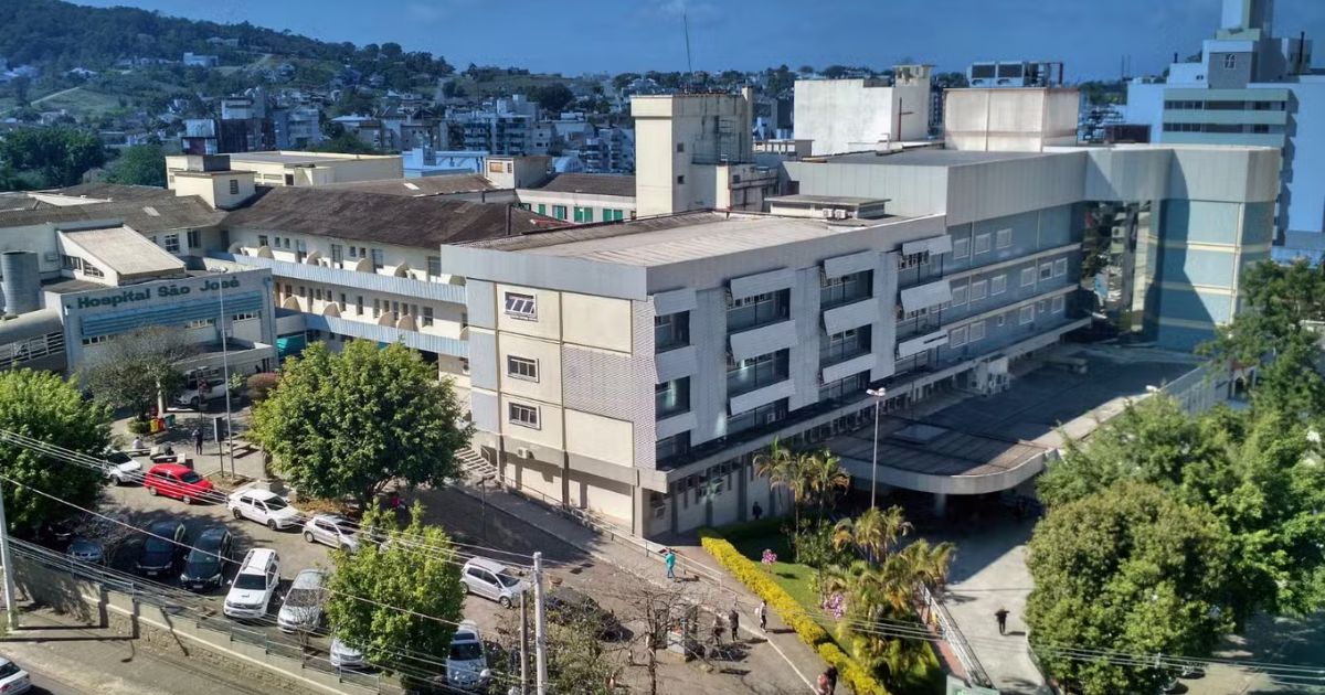 Hospital São José, em Criciúma, também já registrou superlotaçãoFoto: Divulgação/Hospital São José/ND Mais