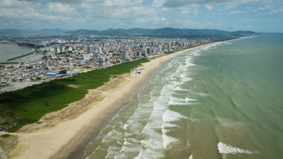 Leilão em praia de SC termina com terrenos arrematados por 135% acima do valor inicial: ‘Foi um sucesso’ - QTU Questões do Universo