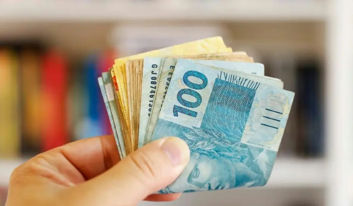 Feriado de 1º de maio desloca prazo de pagamento de salários para 7 de maio — image 4