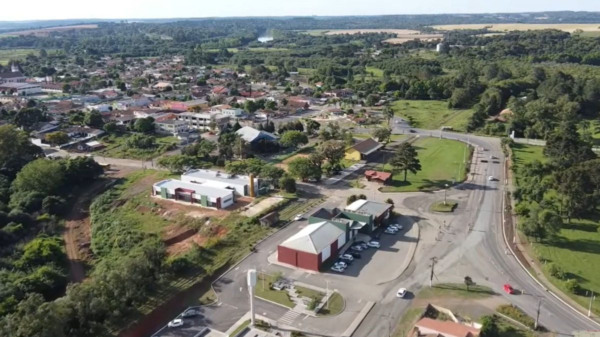 Cidade de apenas 19 mil habitantes em SC ‘esconde’ indústria do papel que movimenta bilhões