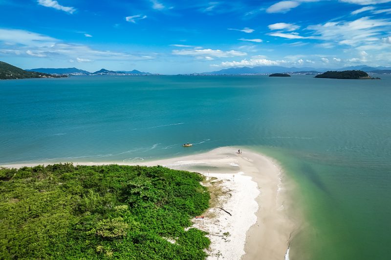 Praia da Daniela, no Norte da Ilha - Allan Carvalho/PMF/divulgação