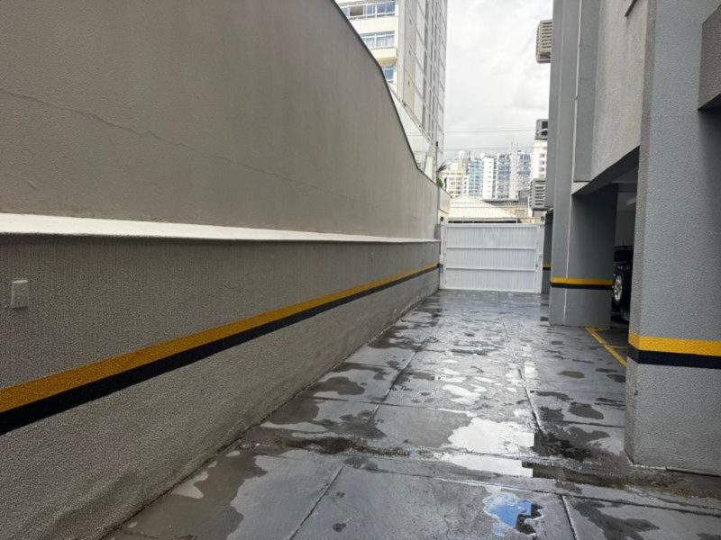Apartamento está à venda na região mais cara de Florianópolis - Reprodução/Mazzolli Leilões/ND Mais