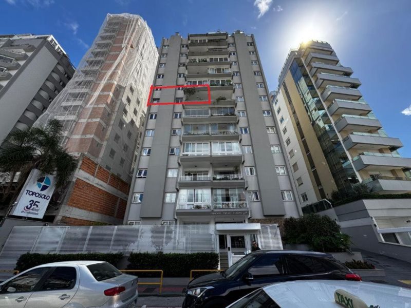 Apartamento está à venda na região mais cara de Florianópolis - Reprodução/Mazzolli Leilões/ND Mais