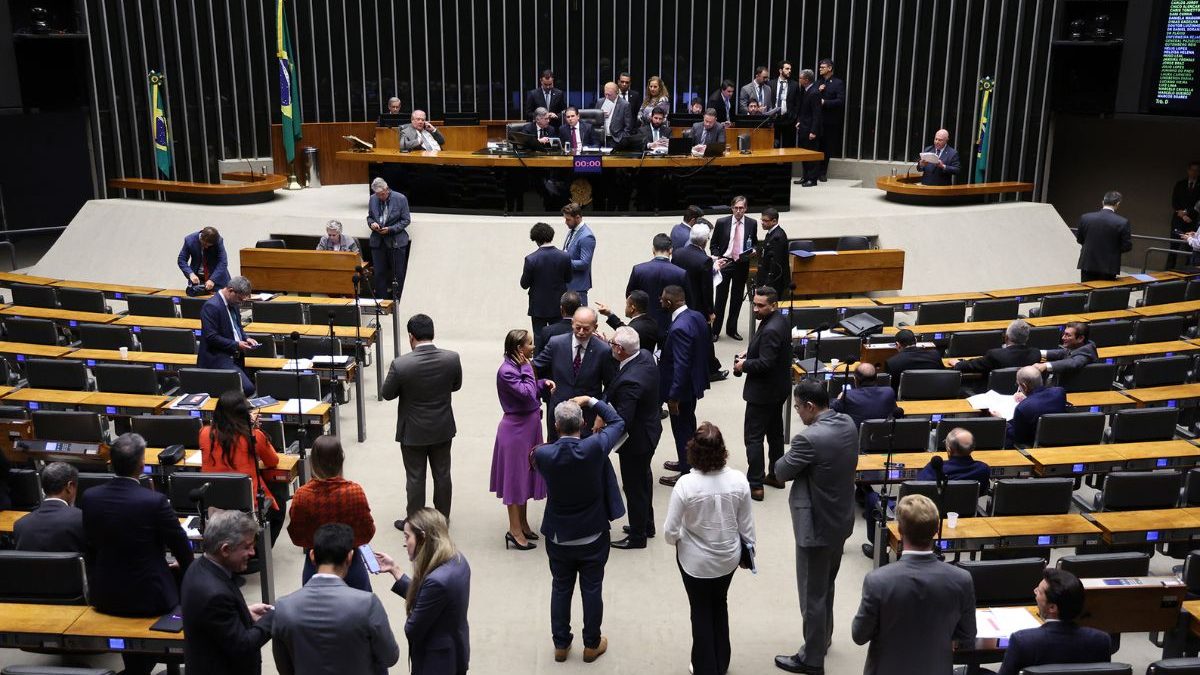 Projeção nacional: quais deputados federais de Mato Grosso ganharam relevância em Brasília