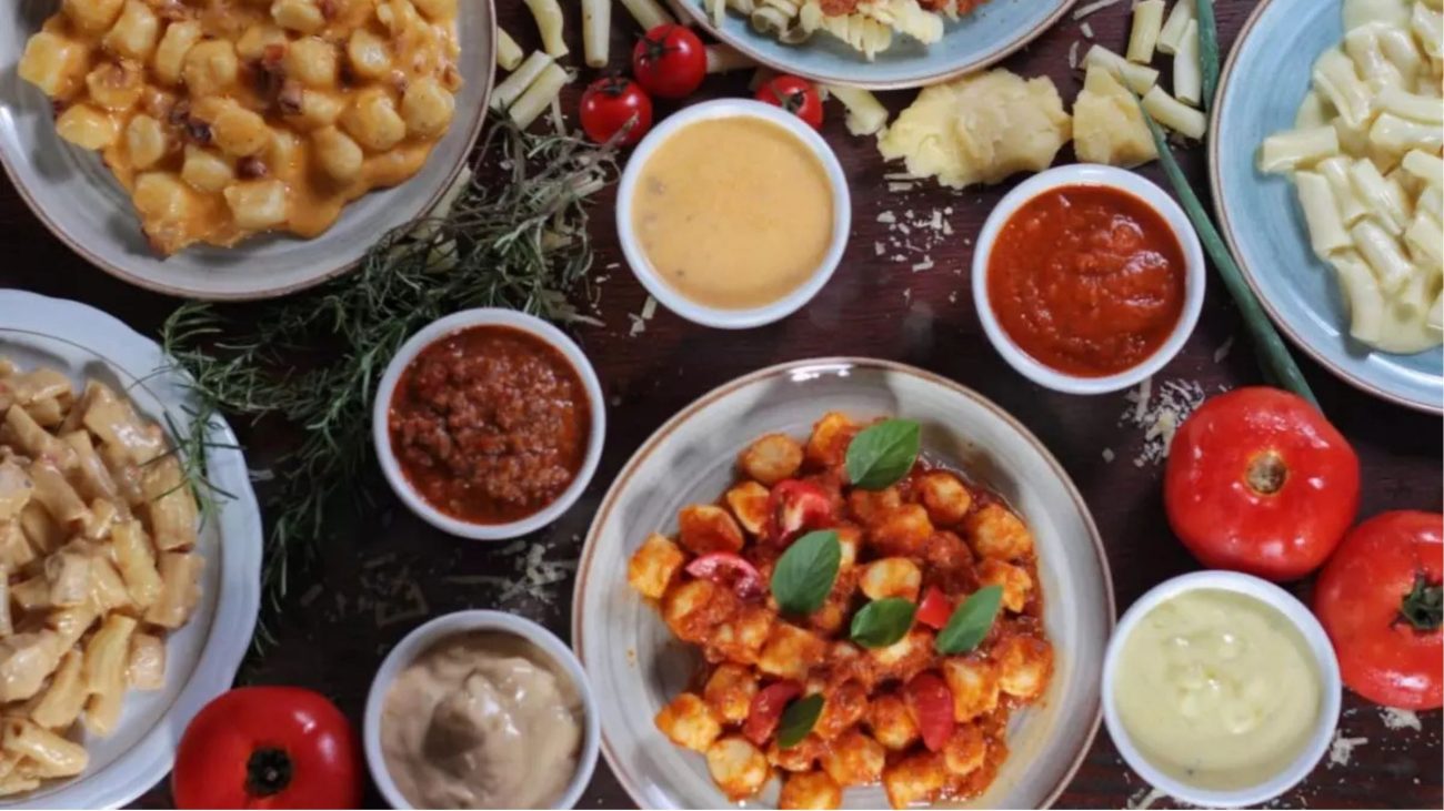 Região próxima à gôndola italiana conta com restaurantes e sorveterias que intensificam a experiênciaFoto: Reprodução/ND Mais