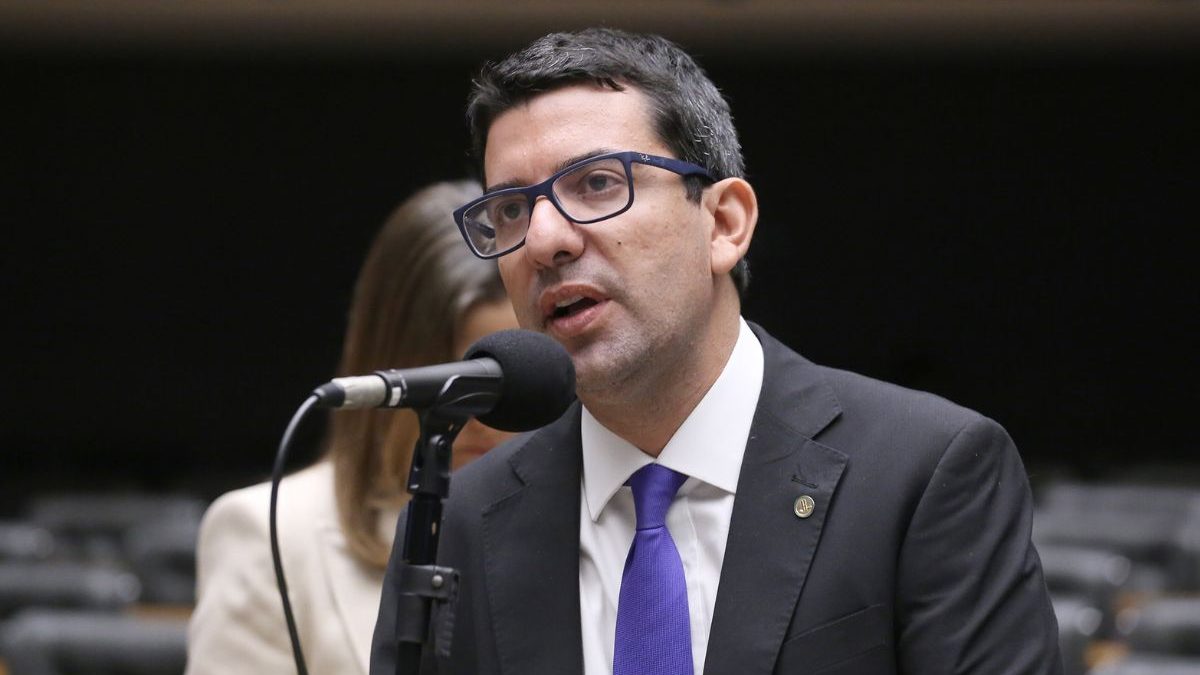 Deputado Marcelo Queiroz é alvo de nova operação da PF que investiga contratos de R$ 200 milhões
