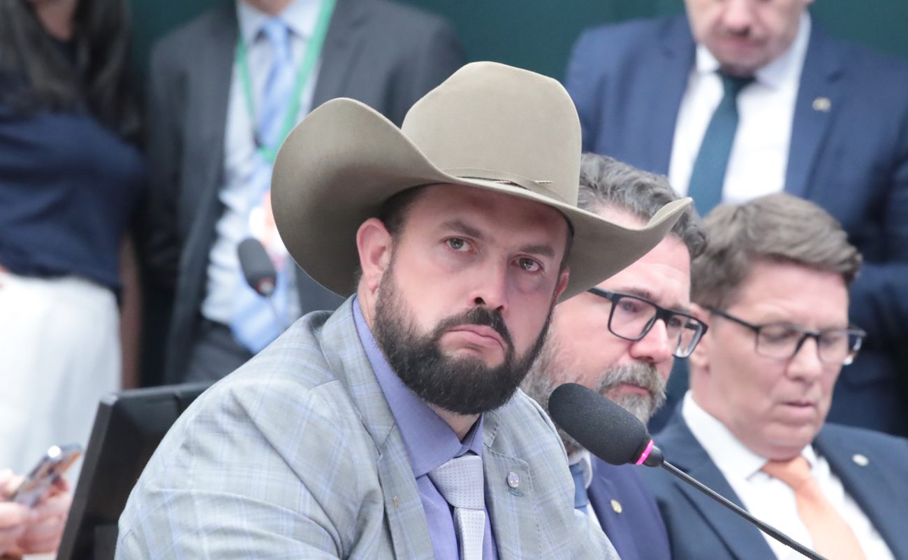 Deputados podem ser suspensos por dois meses após protesto e ocupação do plenário em agosto de 2025Foto: Deputado Zé Trovão e Marcos Pollon foram suspensos