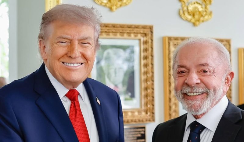 Lula e Trump aparecem sorridentes em foto com aperto de mão - Ricardo Stucker/PR/Divulgação/ND Mais