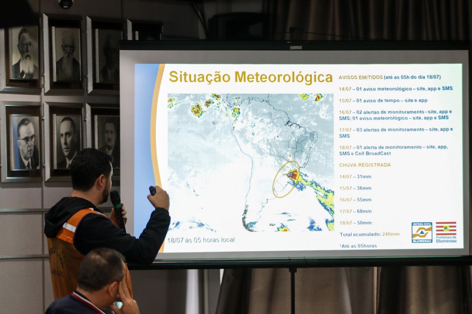 Previsões do El Niño foram apresentadas durante coletivaFoto: Prefeitura de Blumenau/ND Mais