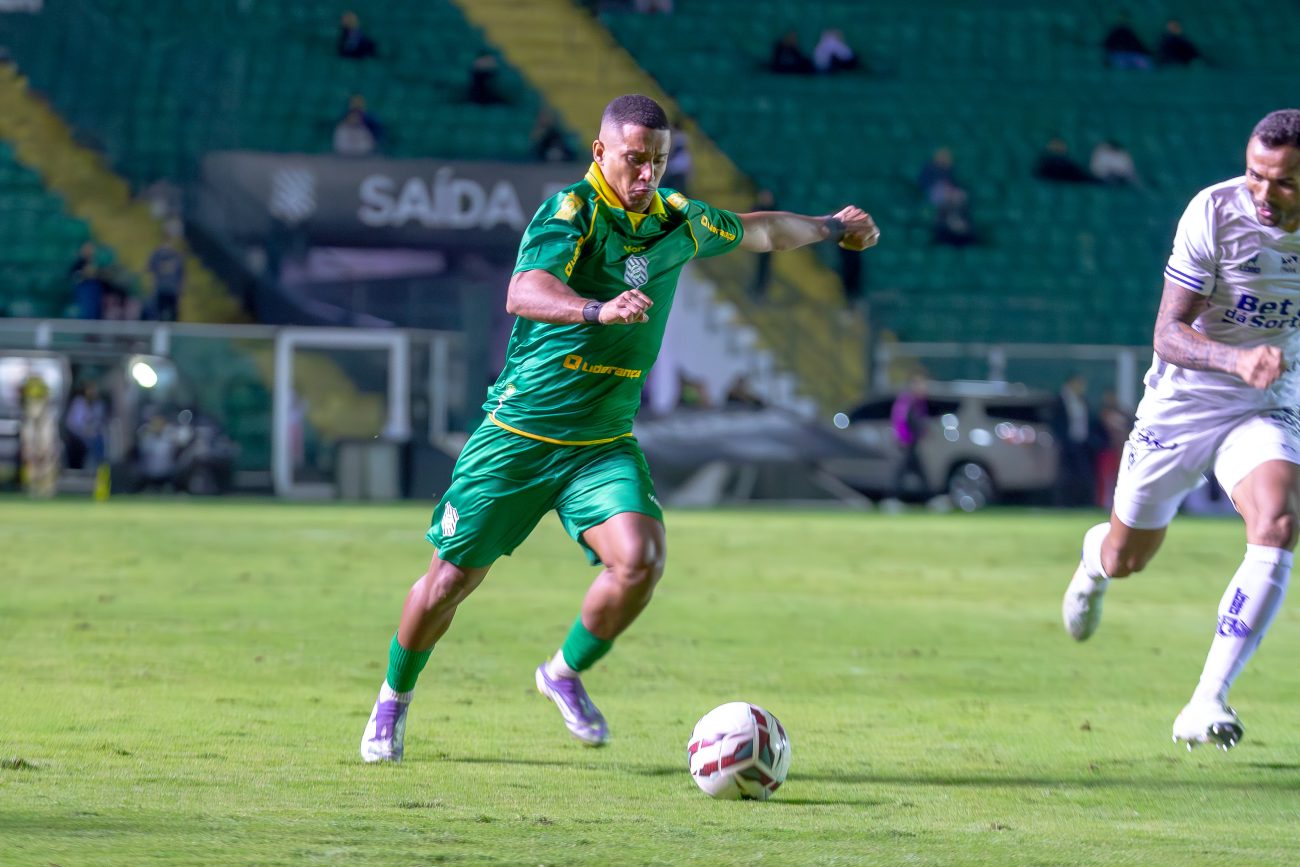 Com uniforme inspirado no Brasil, Figueirense bate o Paysandu no ScarpelliFoto: Patrick Floriani/FFC/ND Mais