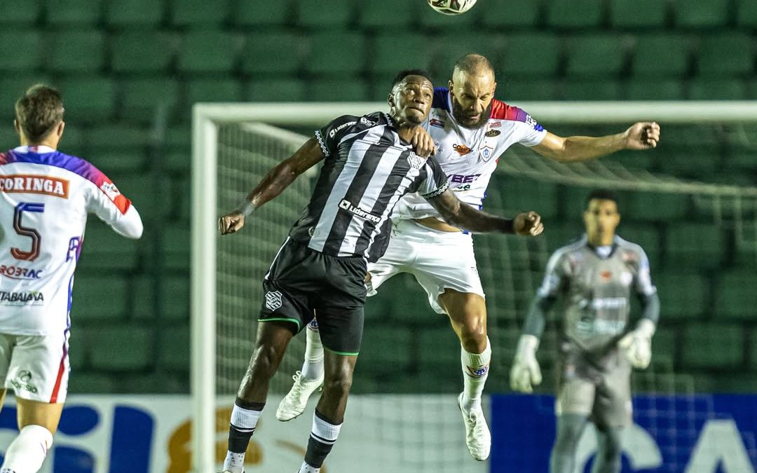Figueirense perde para o lanterna Itabaiana e não consegue sequência na Série C