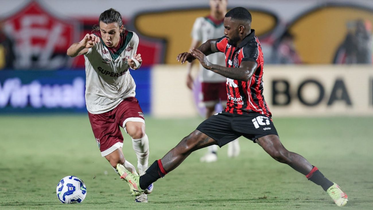 Fluminense x Vitória se enfrentam na 15ª rodada do Brasileirão.