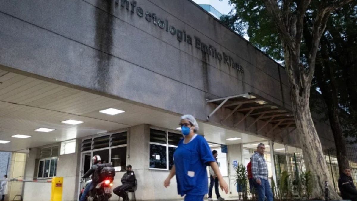 Homem com suspeita de Ebola é internado em São Paulo após viagem ao Congo; entenda os