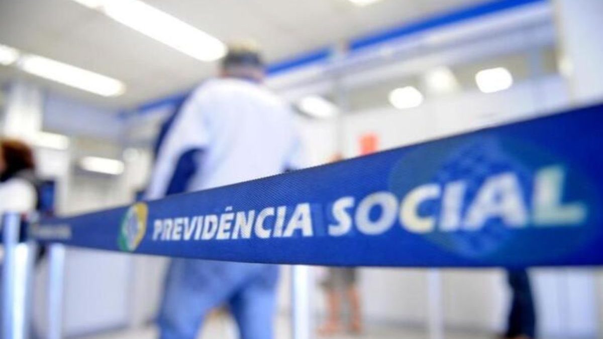 Fila do INSS e da perícia médica pode diminuir com nova medida; entenda o que muda