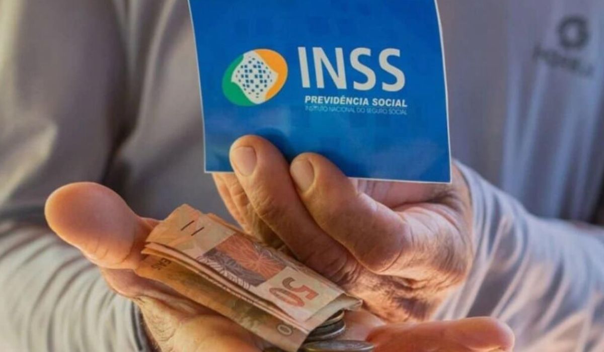 Quem recebe até R$ 1.621 tem prioridade no cronograma de pagamentosFoto: Reprodução/ND Mais
