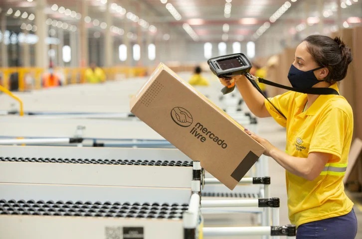 Multinacional realiza feirão com mais de 300 vagas e contratação imediata em Santa