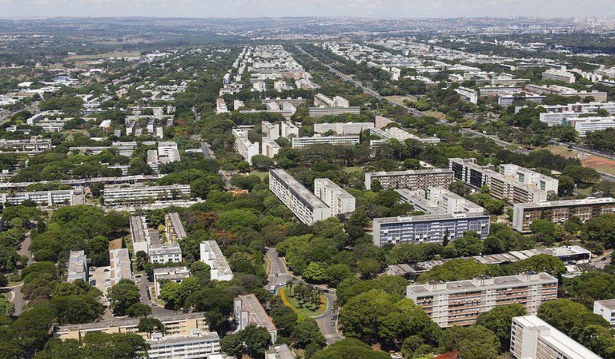 900 prédios públicos abandonados vão virar moradia popular em 4 estados, anuncia governo